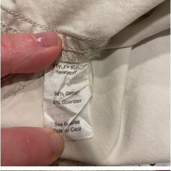 Cabi khaki wide leg pants with 2 front & 2 back pockets- great condition sz 10 - Picture 3 of 7